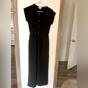 NWOT Black shortsleeve jumpsuit